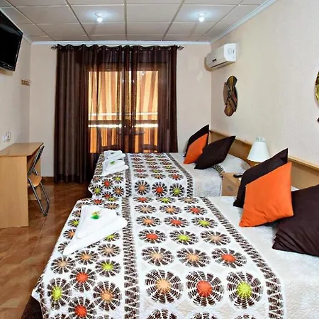 Hostal Carrizo Elda Buitenkant foto