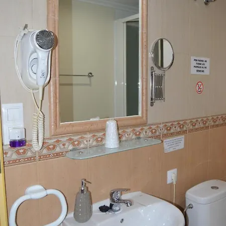 Hostal Carrizo Elda Buitenkant foto